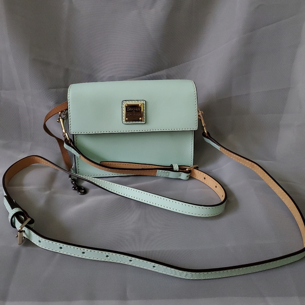 ❌❌SOLD❌❌Dooney and Bourke crossbody bag - Picture 5 of 14